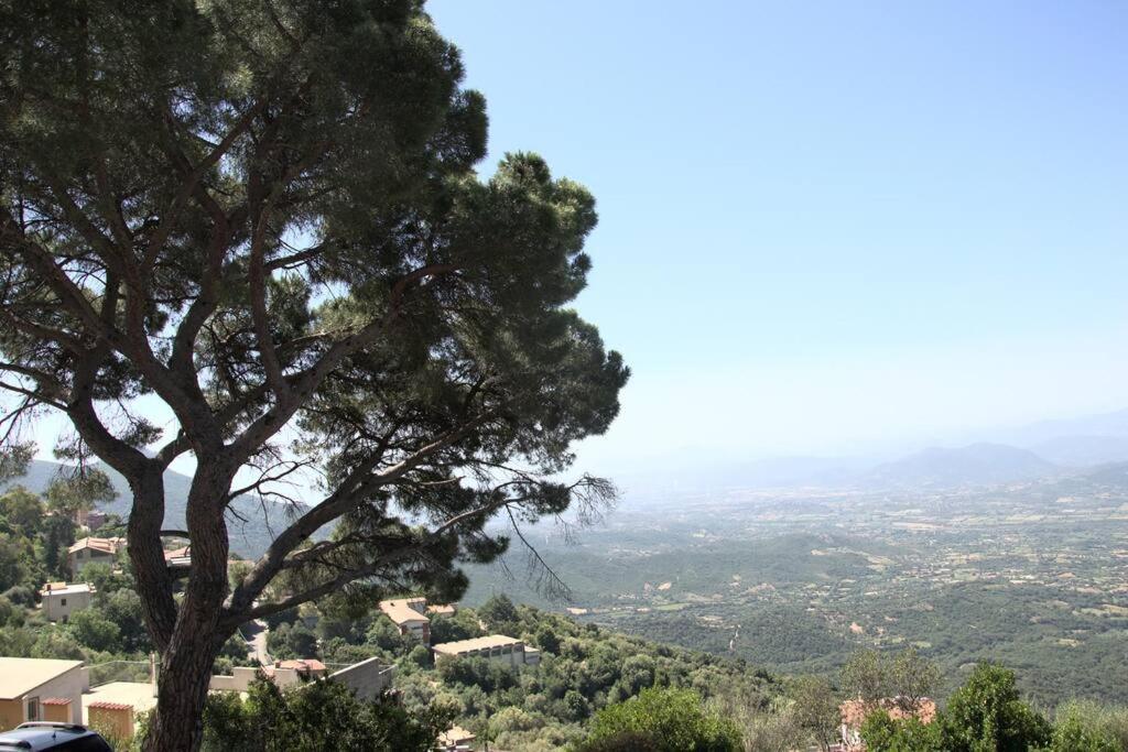 Montecolcau Panoramic View Apartment Бауней Екстериор снимка