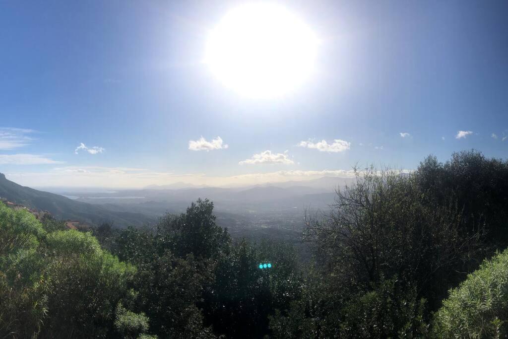 Montecolcau Panoramic View Apartment Бауней Екстериор снимка